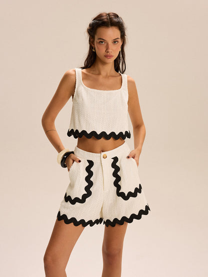 Kısaltılmış Tank Top Ve Taraklı Kesim Şort Takımı