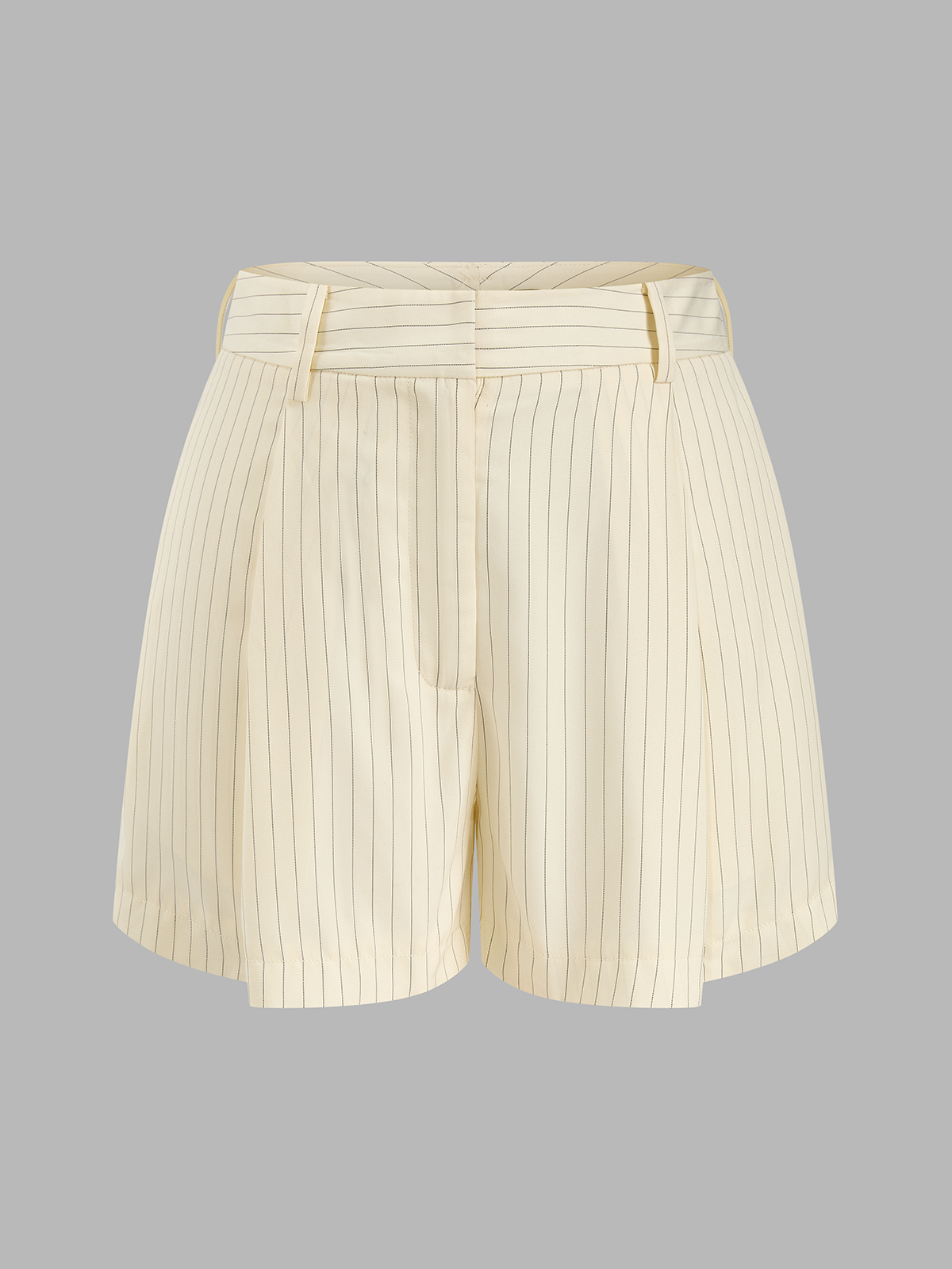 Conjunto de top cropped anudado con rayas y shorts - imagen 4
